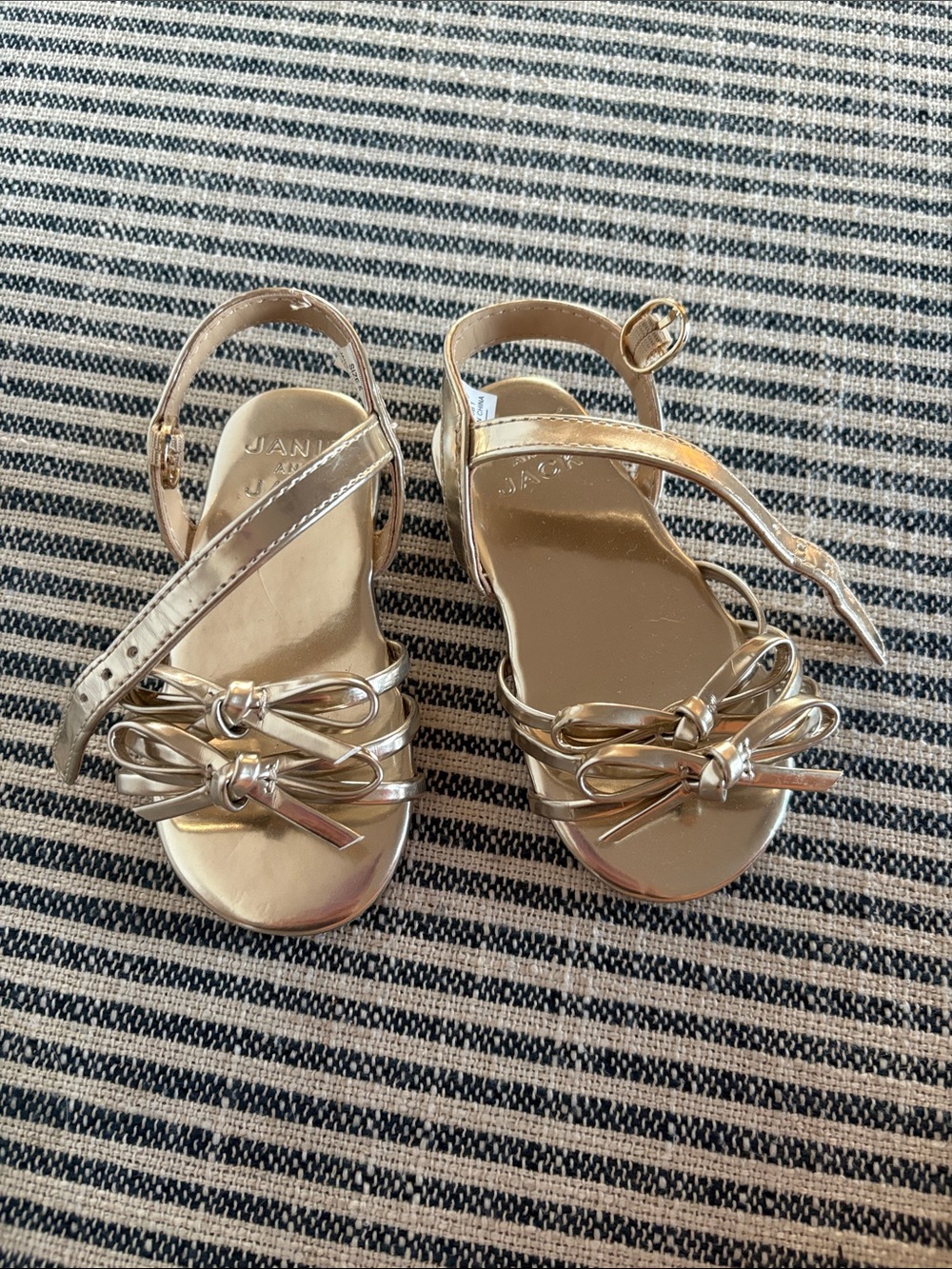 Janie and Jack Gold Bow Sandal Size 5 Toddler
